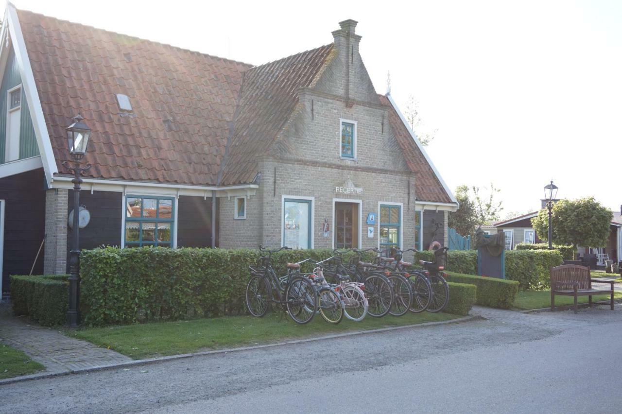 Hotel Vakantieverblijf Aan De Dijk Hippolytushoef Exterior foto